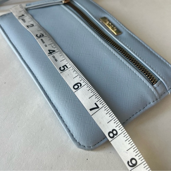 Kenzielight Wristlet Gold Hardware - Picture 4 of 9